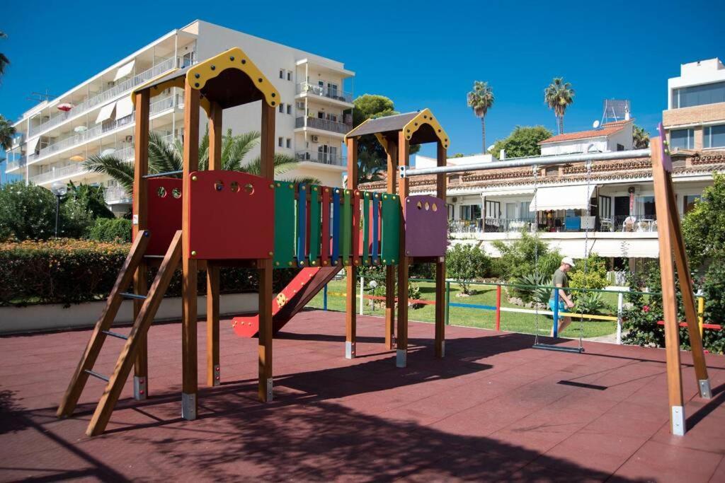 Carihuela Palace Torremolinos Exterior foto